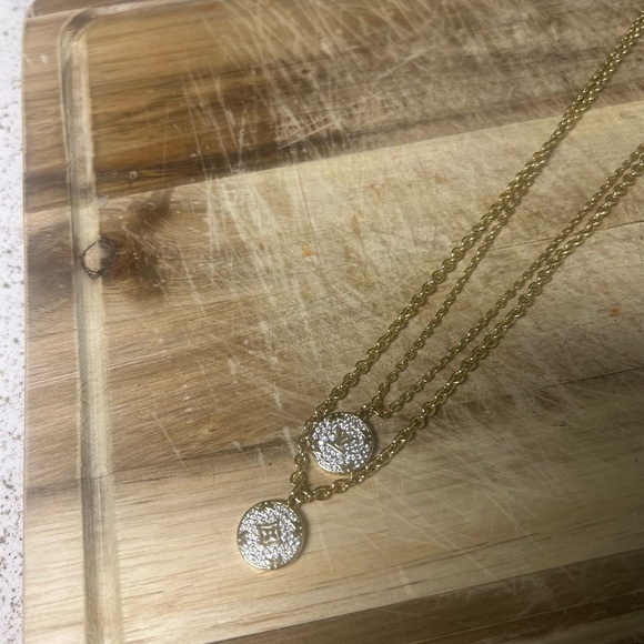 Louis Vuitton Gold Necklace with Crystal Accents - Picture 6 of 6